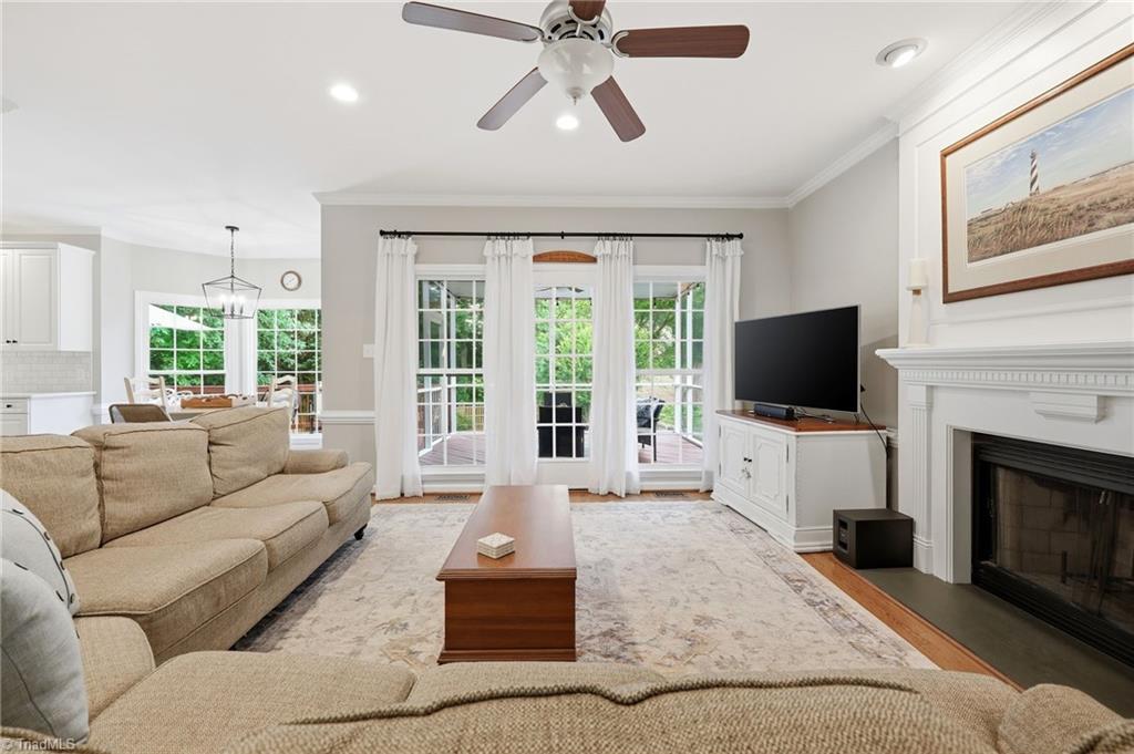 307 Overman Street Property Photo 19