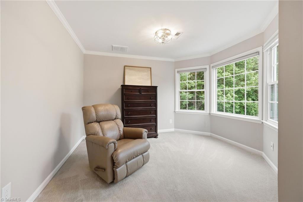 307 Overman Street Property Photo 29