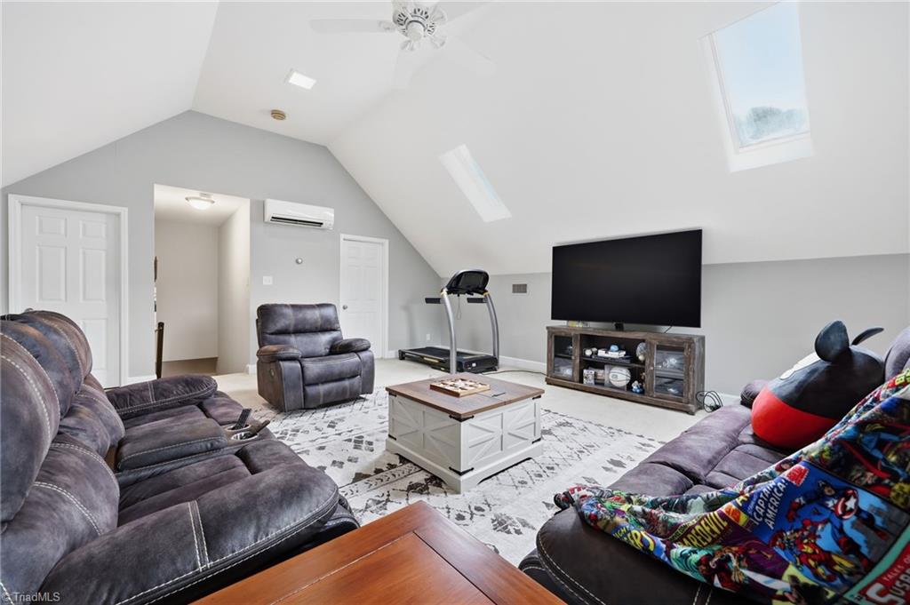 307 Overman Street Property Photo 40
