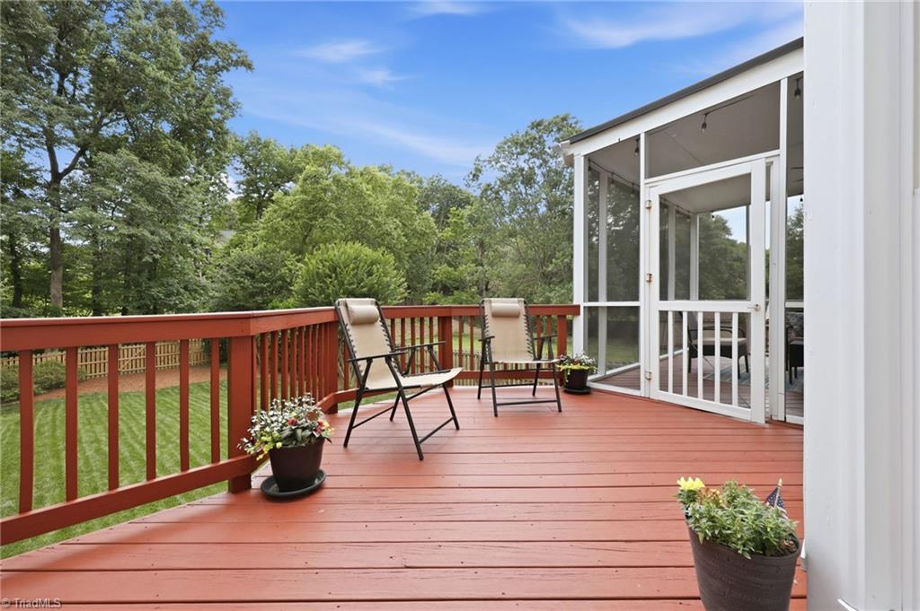 307 Overman Street Property Photo 42