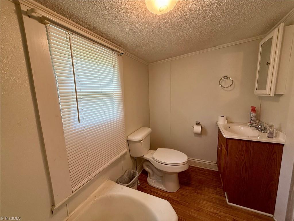 212 S 6th Avenue Property Photo 19