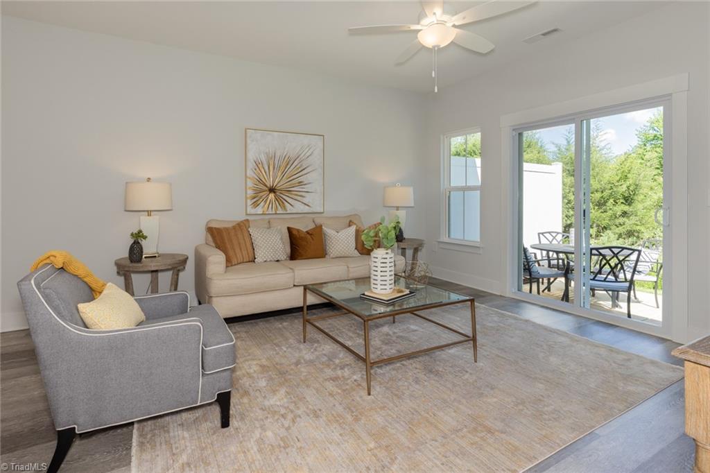 1744 Old Fields Boulevard Property Photo 14