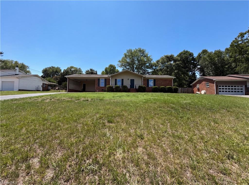 3849 Greenway Drive Property Photo 2