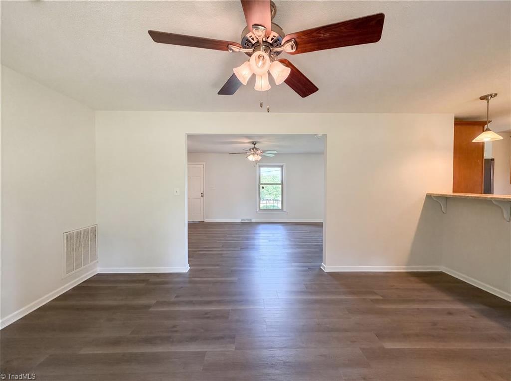 3849 Greenway Drive Property Photo 9
