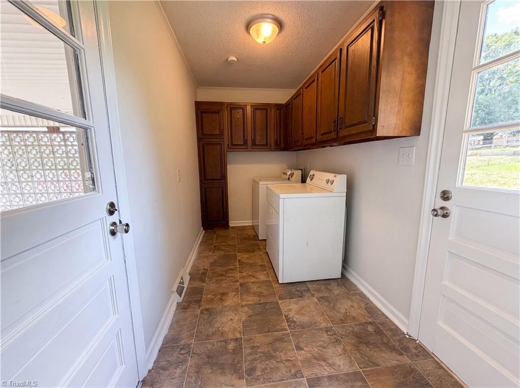 3849 Greenway Drive Property Photo 18