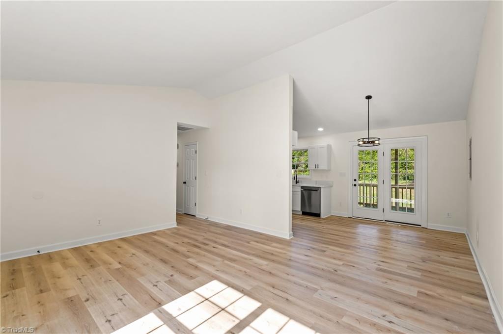 1210 Pearson Street Property Photo 8
