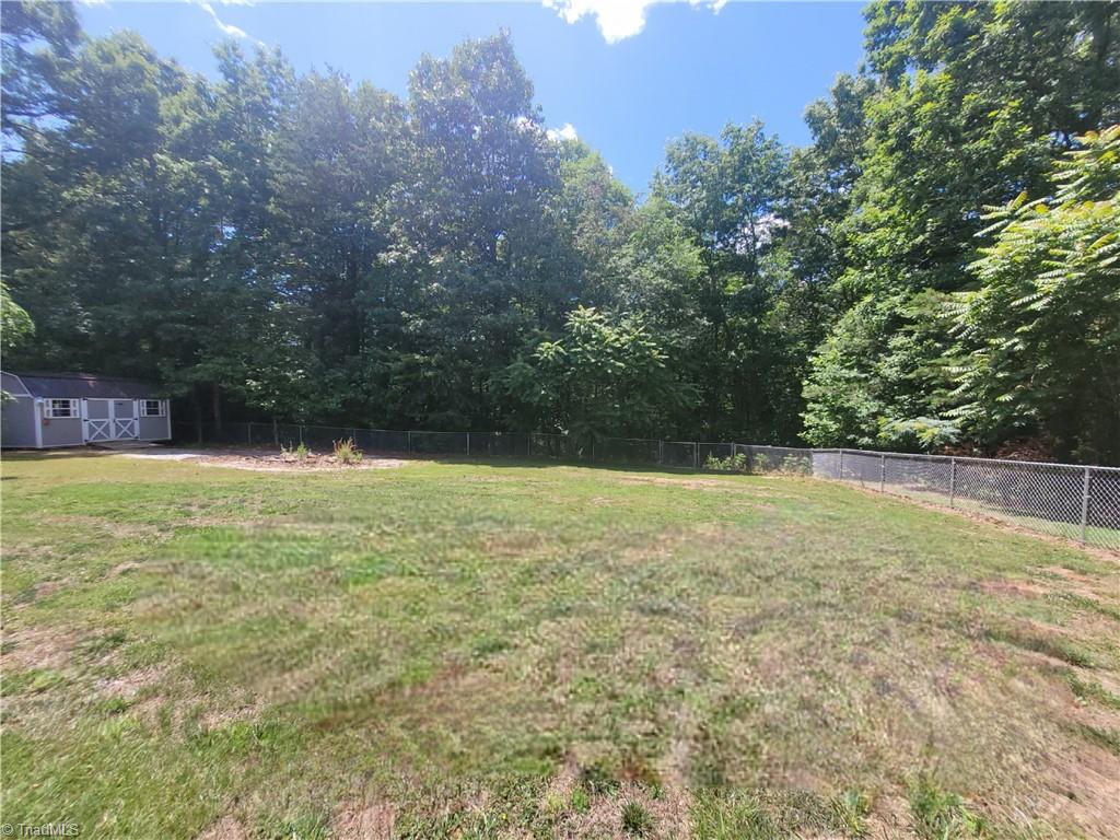 1063 Frans Road Property Photo 12