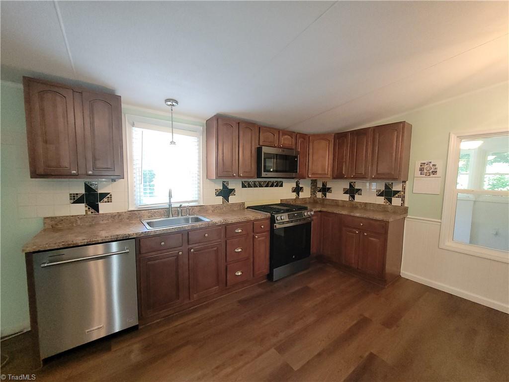 1063 Frans Road Property Photo 21