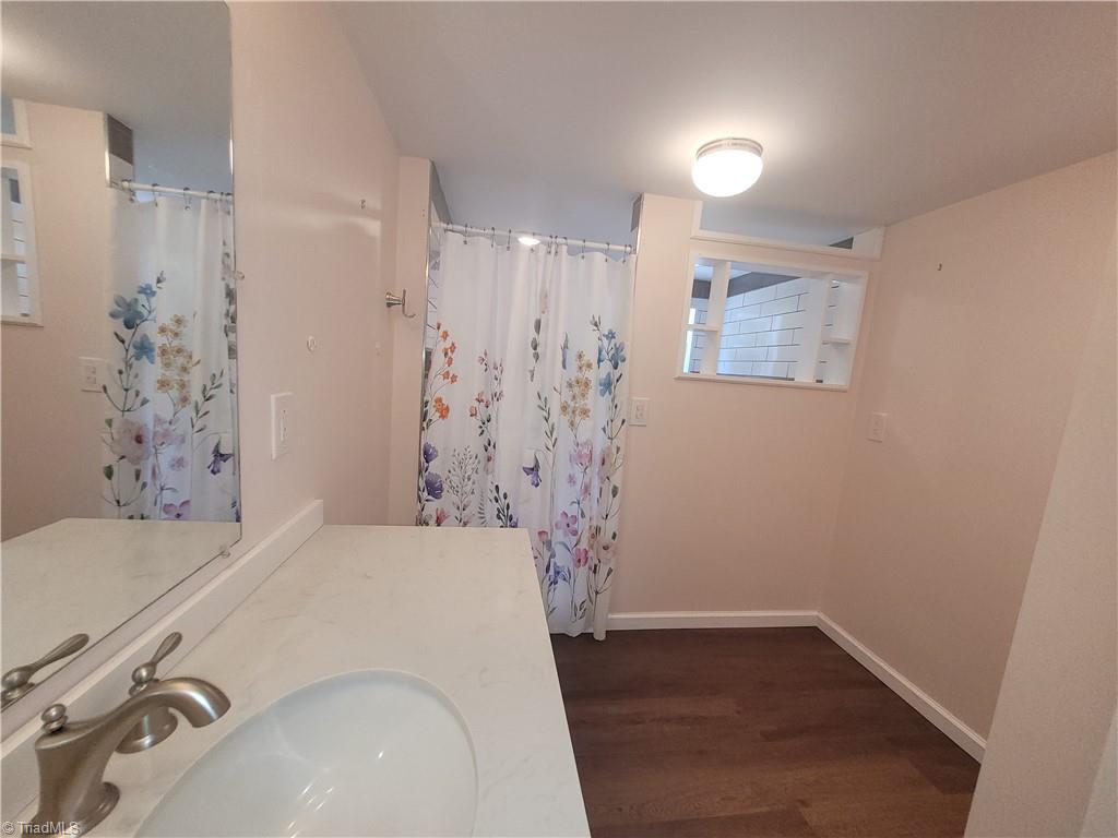 1063 Frans Road Property Photo 32