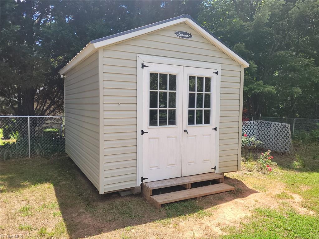 1063 Frans Road Property Photo 44