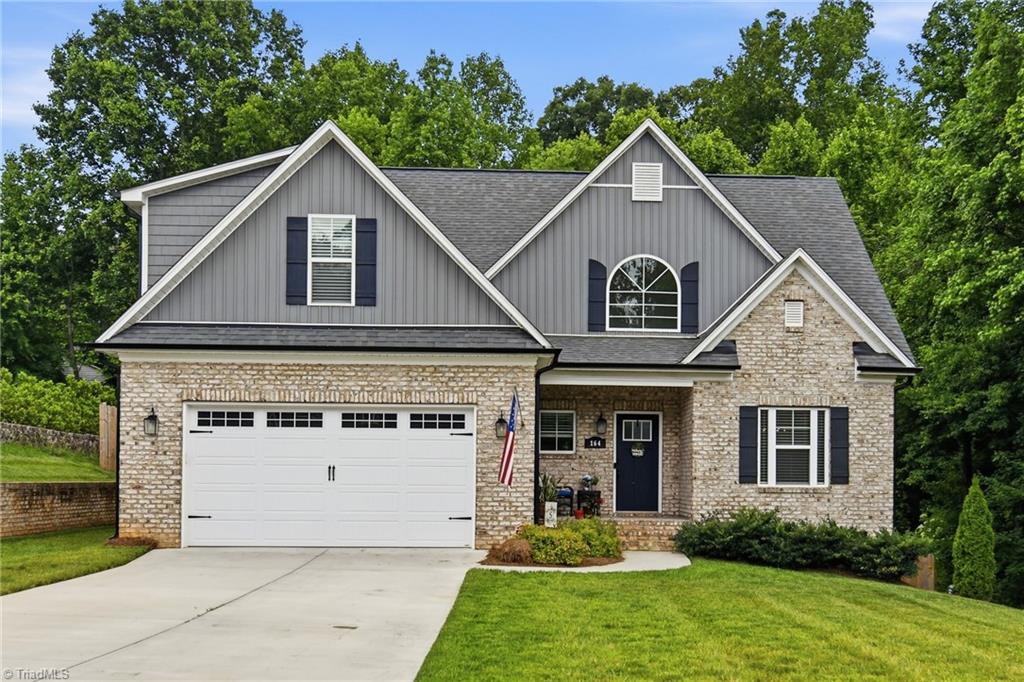 164 Pipers Ridge East Property Photo