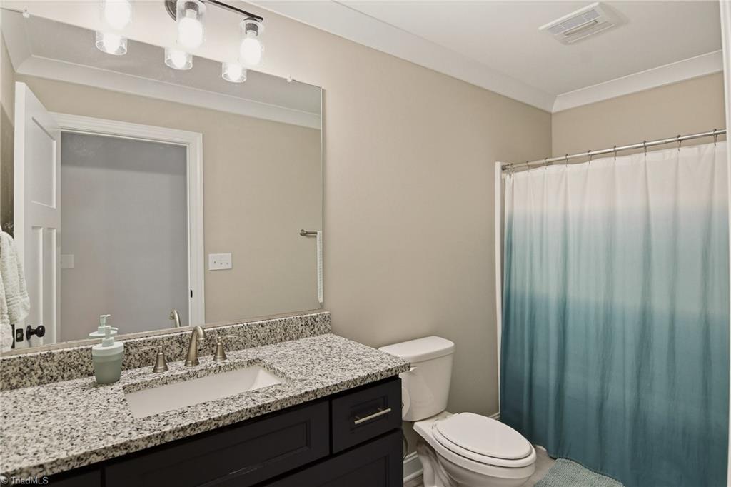 164 Pipers Ridge East Property Photo 27