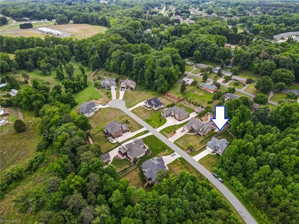 164 Pipers Ridge East Property Photo 46