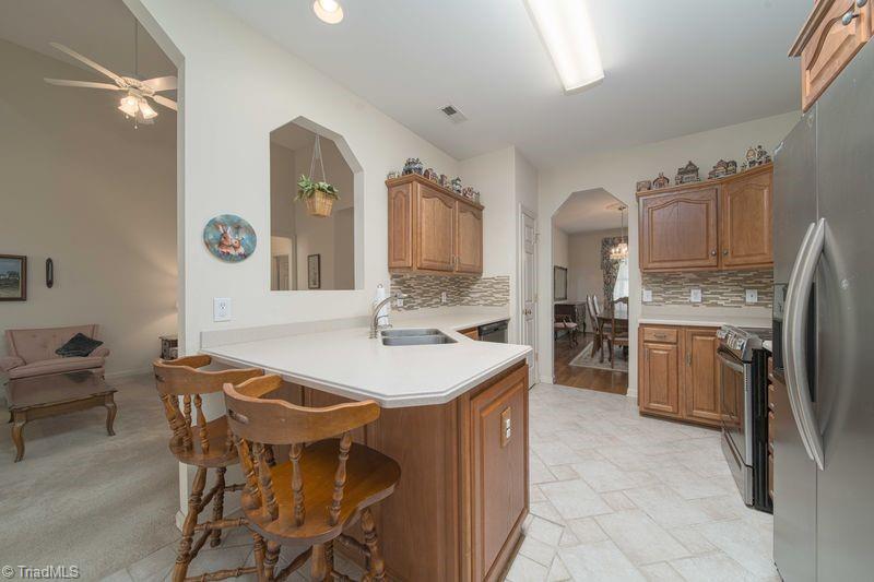 1225 Avery Way Property Photo 7