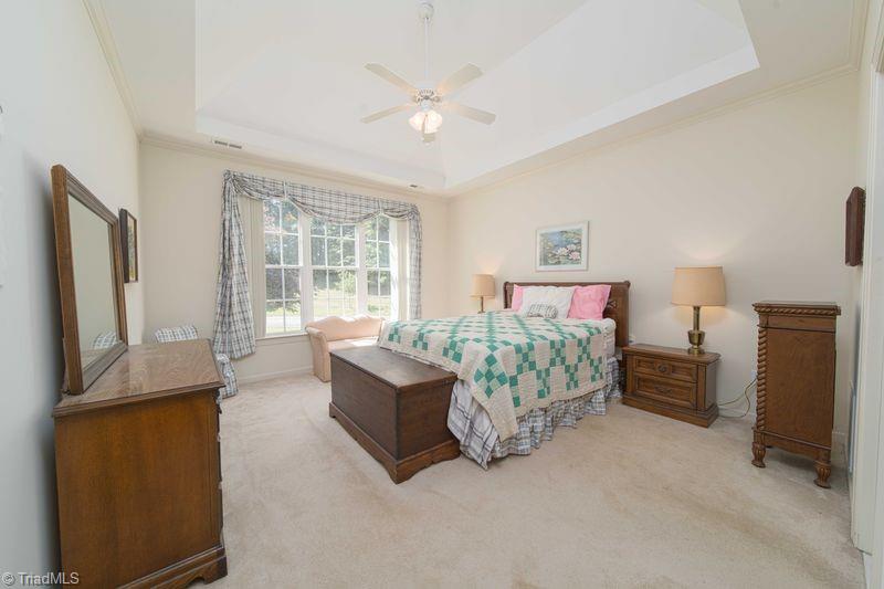 1225 Avery Way Property Photo 10