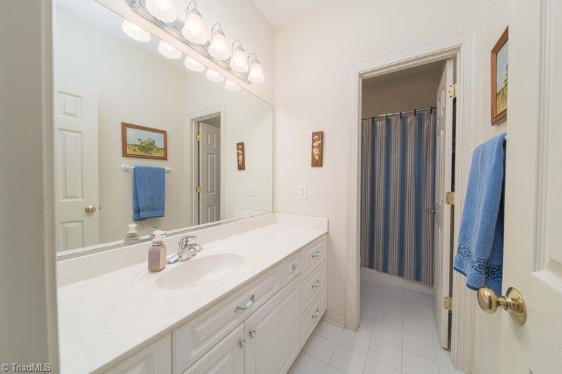 1225 Avery Way Property Photo 15