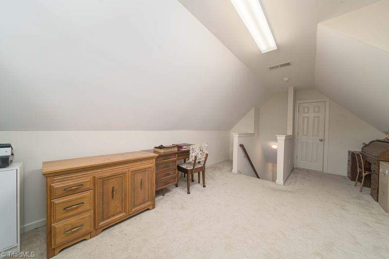 1225 Avery Way Property Photo 20