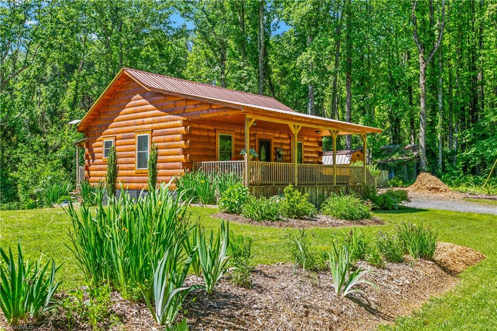 271 Eby Lane Property Photo 1