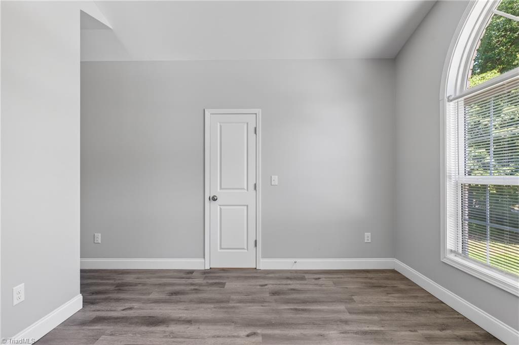 4218 Farlow Drive Property Photo 38