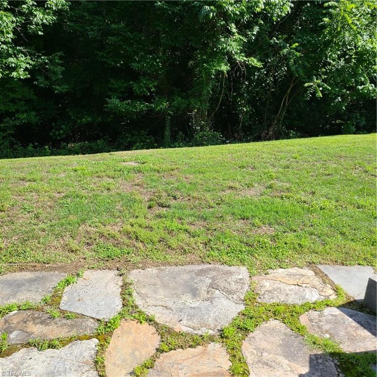 895 Jennifer Lane Property Photo 17