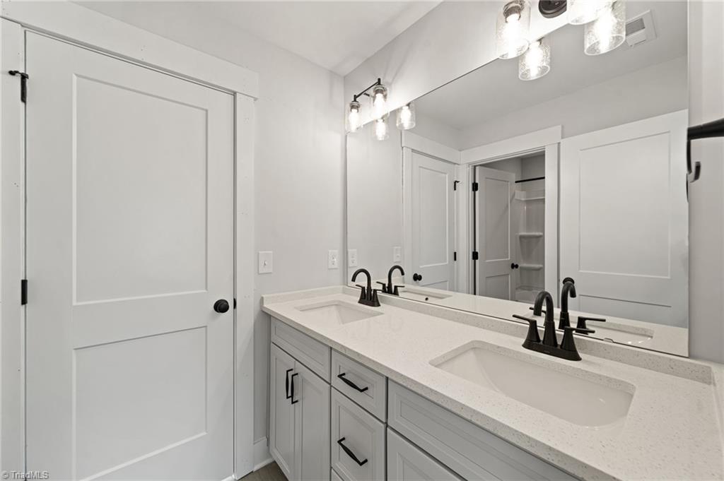 602 Slaney Woods Lane Property Photo 38