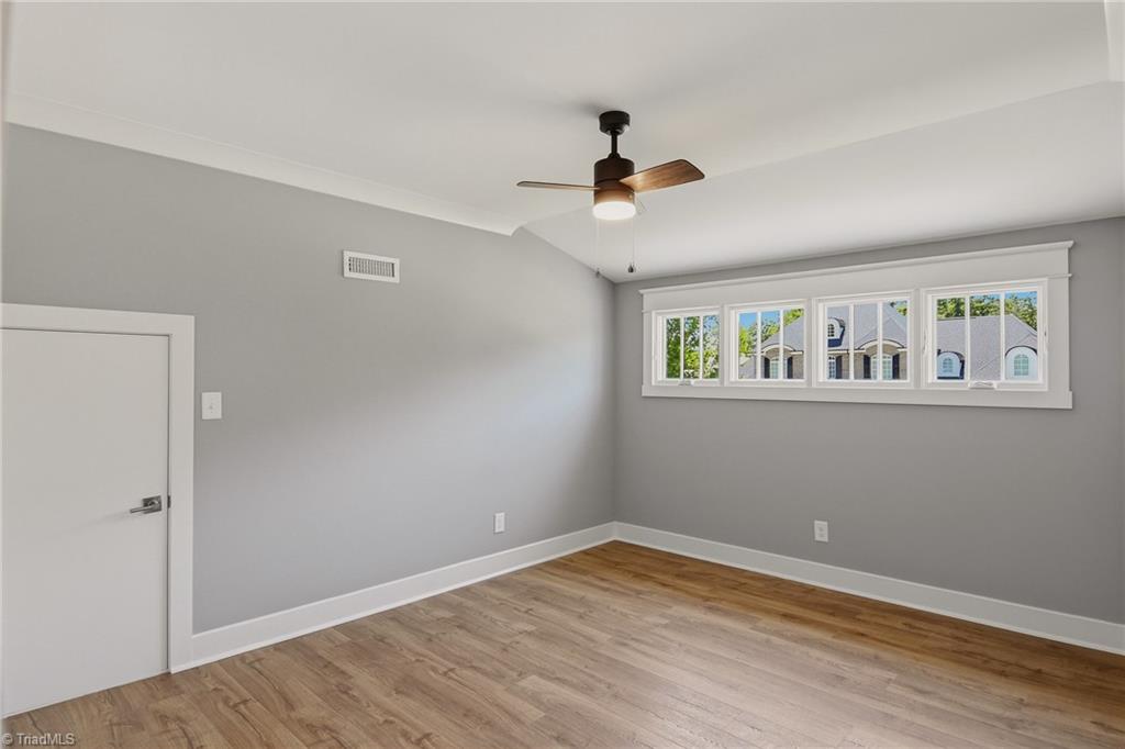 527 Lissara Lodge Drive Property Photo 26