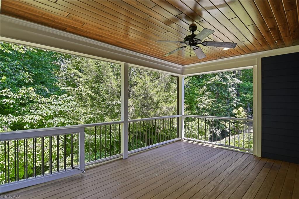 527 Lissara Lodge Drive Property Photo 34