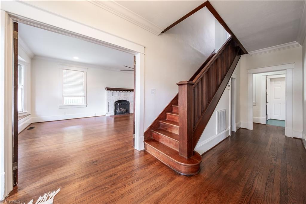 226 Main Street Property Photo 5