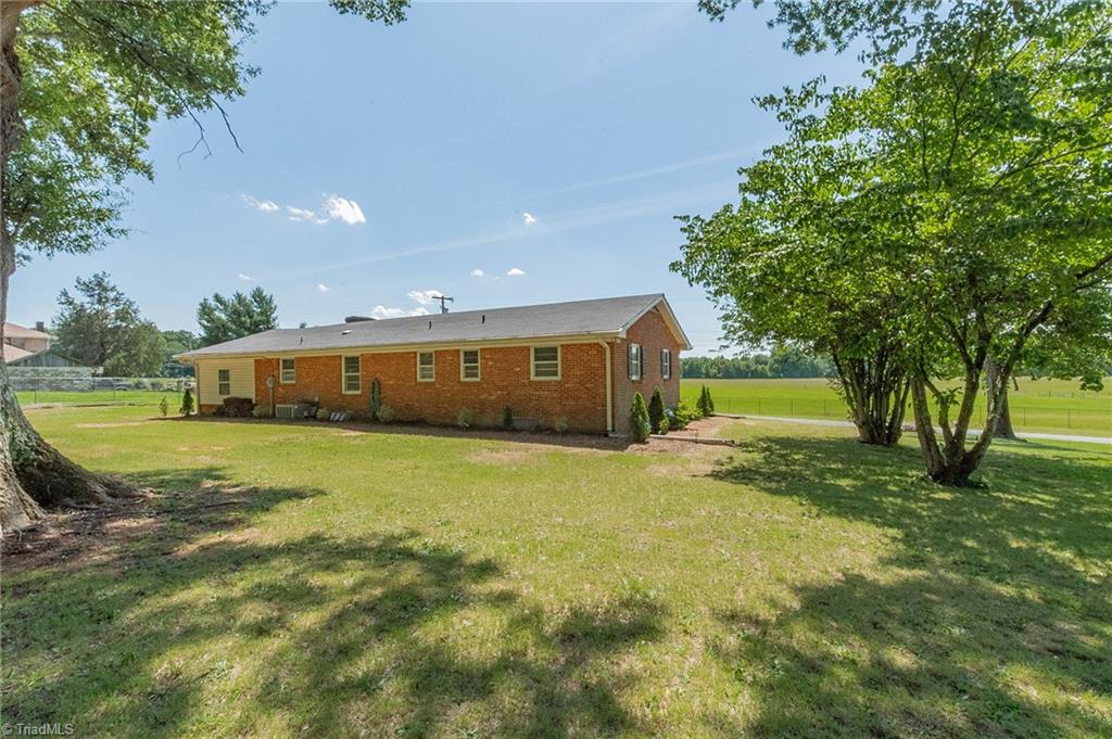 3035 Plantation Road Property Photo 2