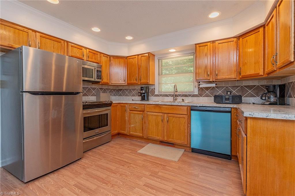 3035 Plantation Road Property Photo 5