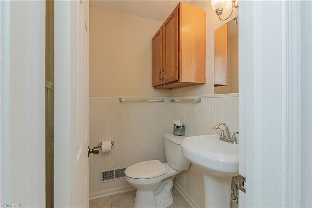 3035 Plantation Road Property Photo 8