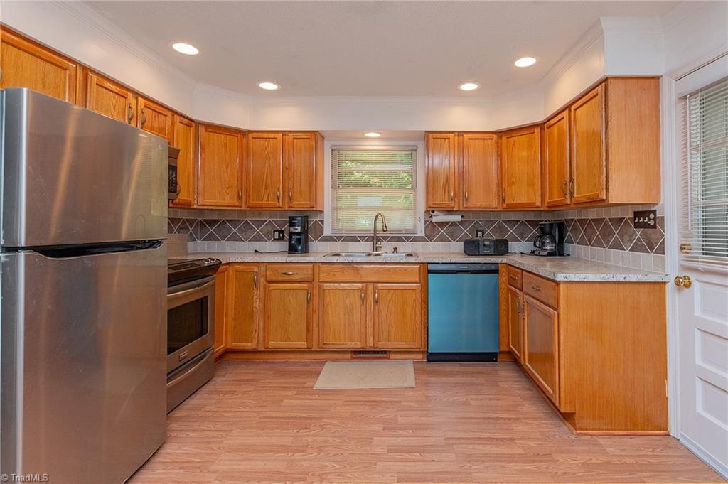 3035 Plantation Road Property Photo 10