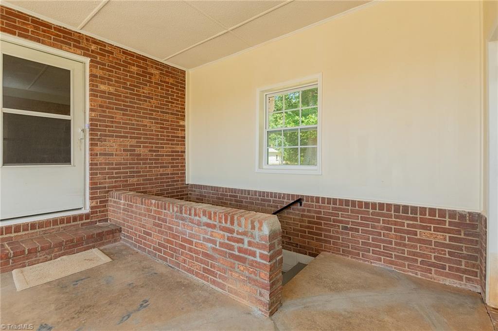 3035 Plantation Road Property Photo 14