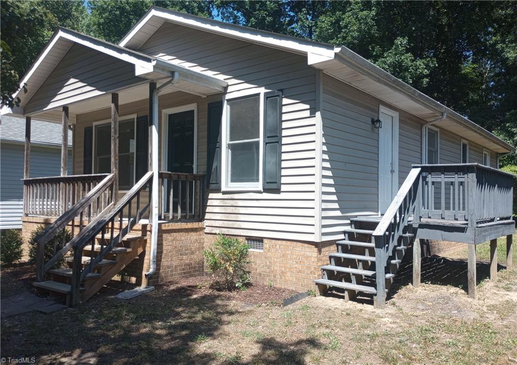 302 Aunt Mary Avenue Property Photo 3