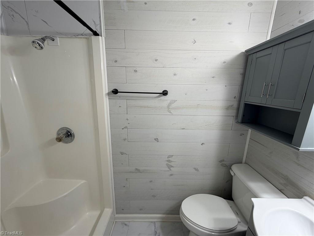 201 Quesinberry Road # E2 Property Photo 15