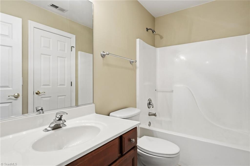 105 Creekstone Court Property Photo 28