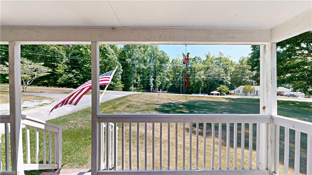 5802 Mendenhall Road Property Photo 2