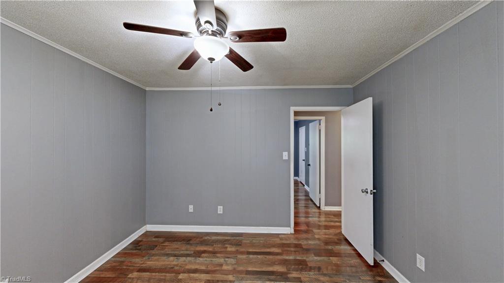 5802 Mendenhall Road Property Photo 14