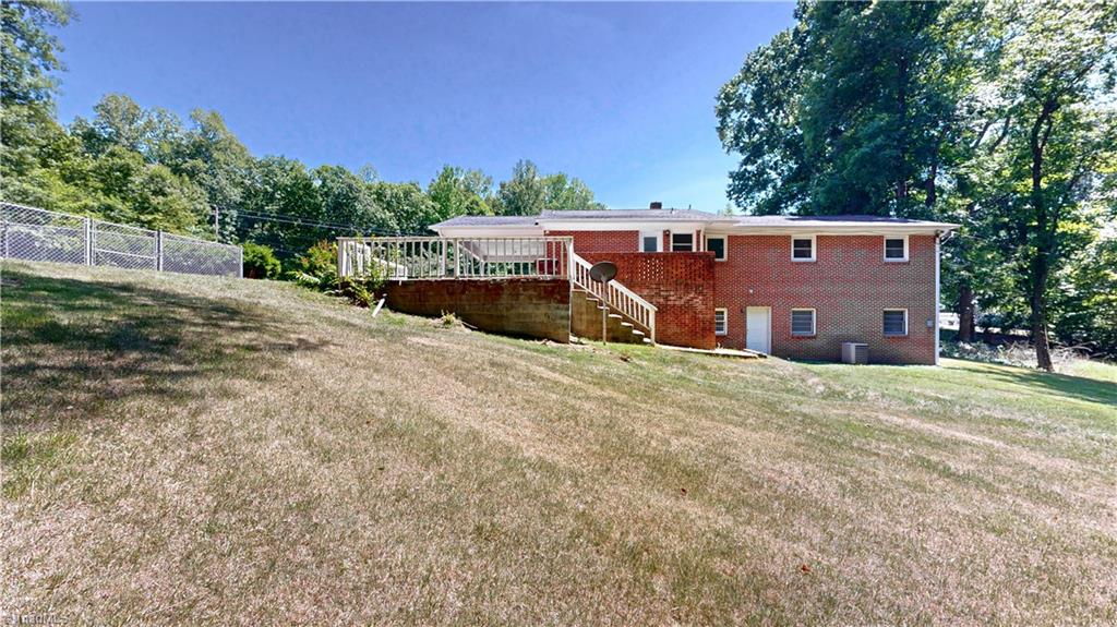 5802 Mendenhall Road Property Photo 35
