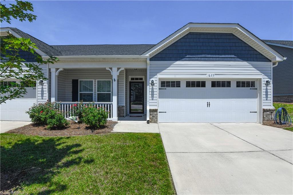1629 Coopers Hawk Drive Property Photo 1