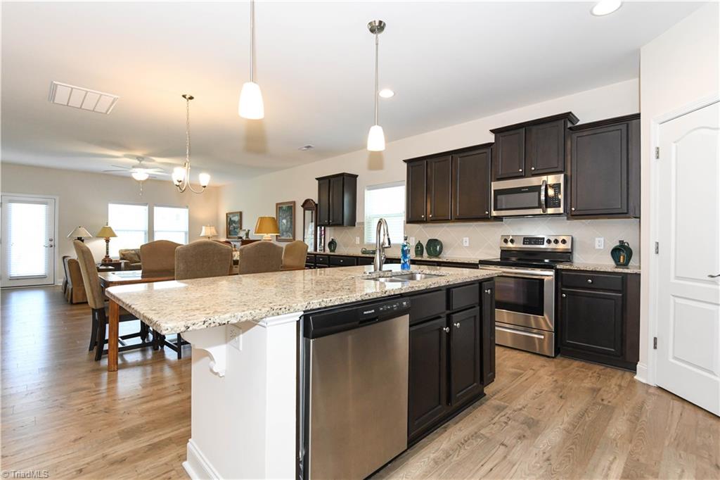 1629 Coopers Hawk Drive Property Photo 14