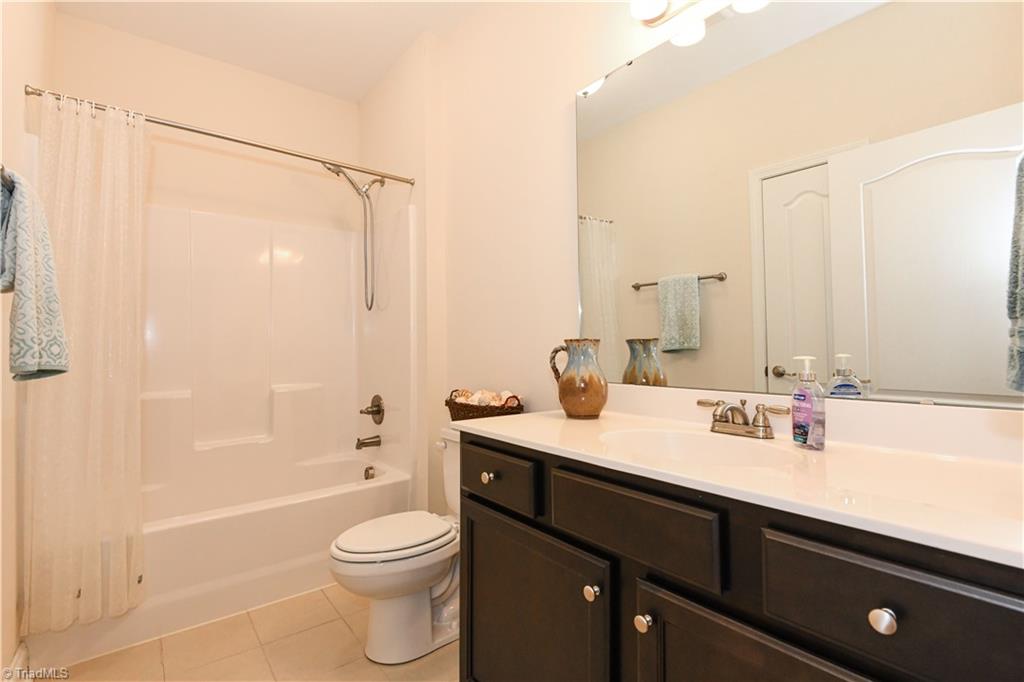 1629 Coopers Hawk Drive Property Photo 17