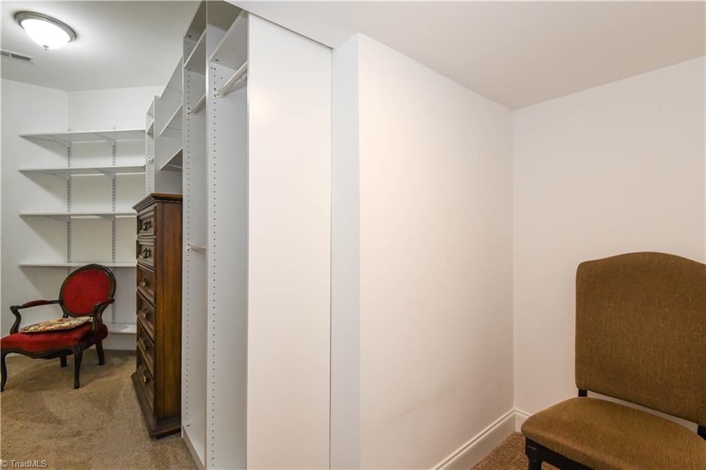 1629 Coopers Hawk Drive Property Photo 25