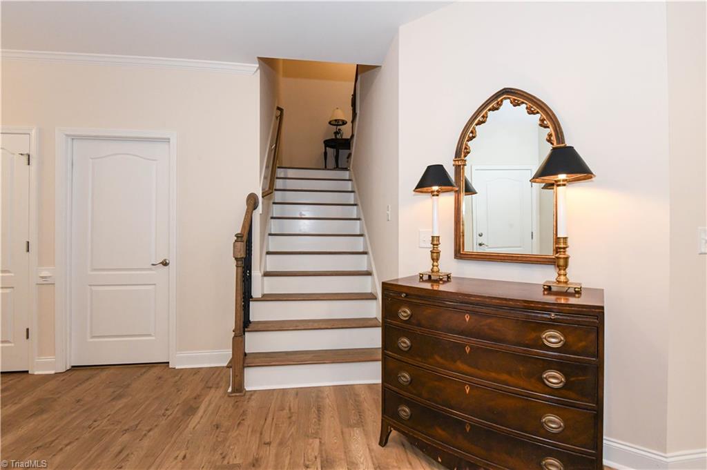 1629 Coopers Hawk Drive Property Photo 26
