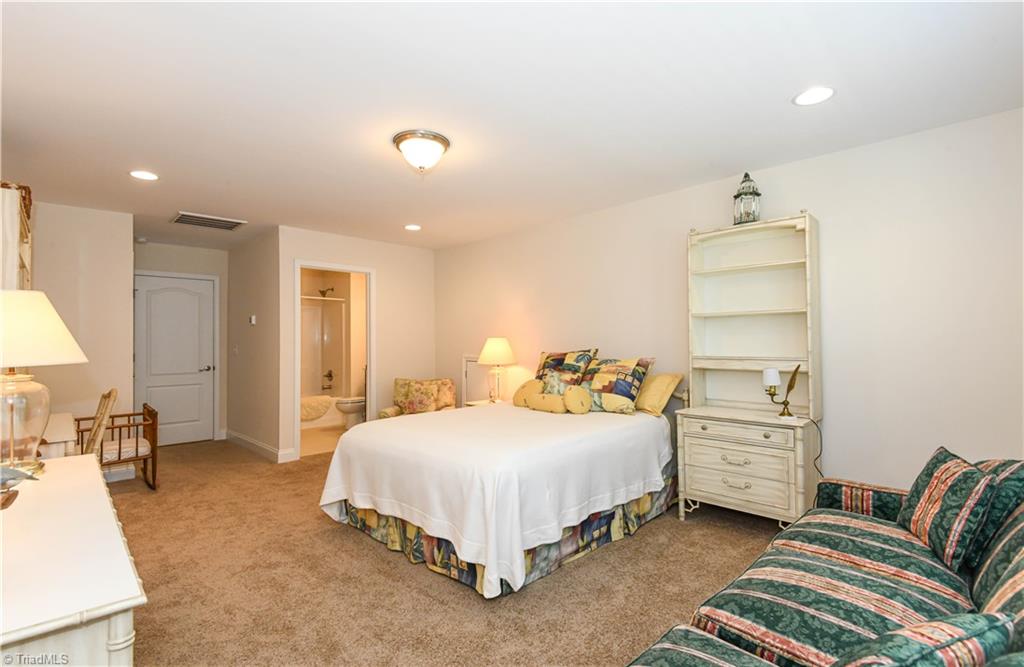 1629 Coopers Hawk Drive Property Photo 29