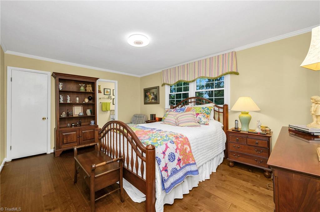 350 Laurelwood Drive Property Photo 15