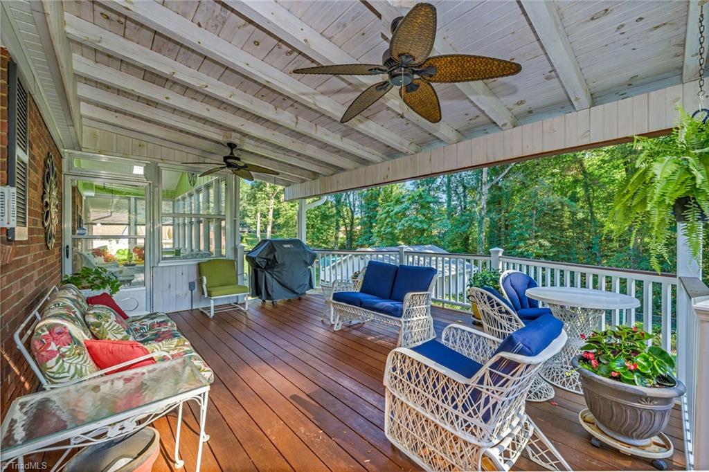 350 Laurelwood Drive Property Photo 32