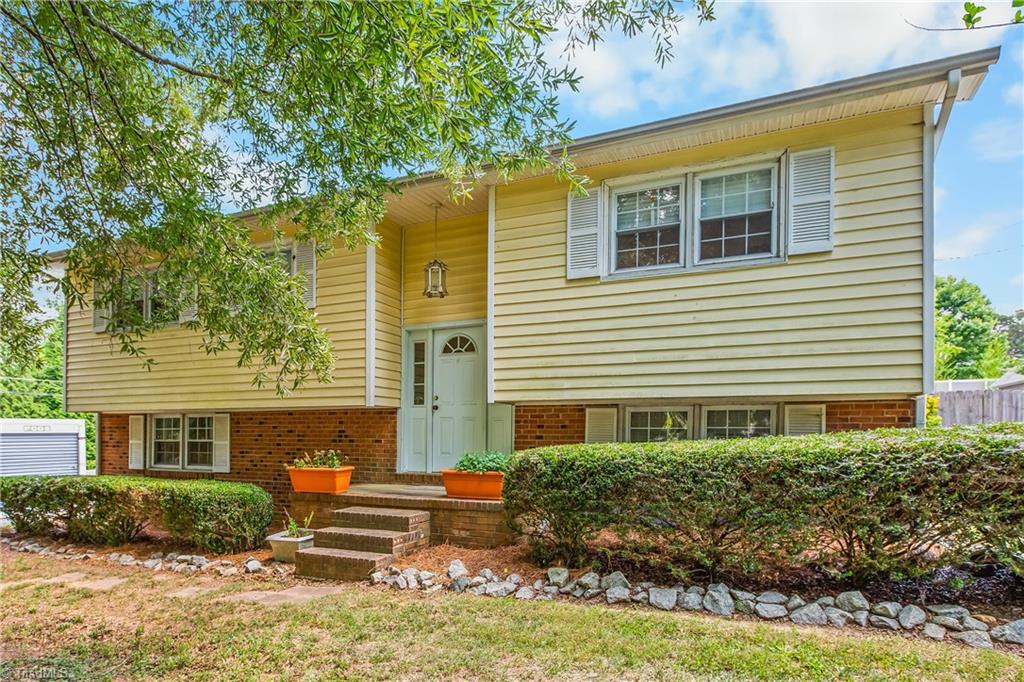 3673 Pine Ridge Drive Property Photo 1
