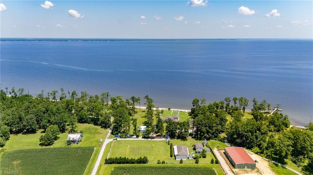 2391 Temples Point Road Property Photo 2