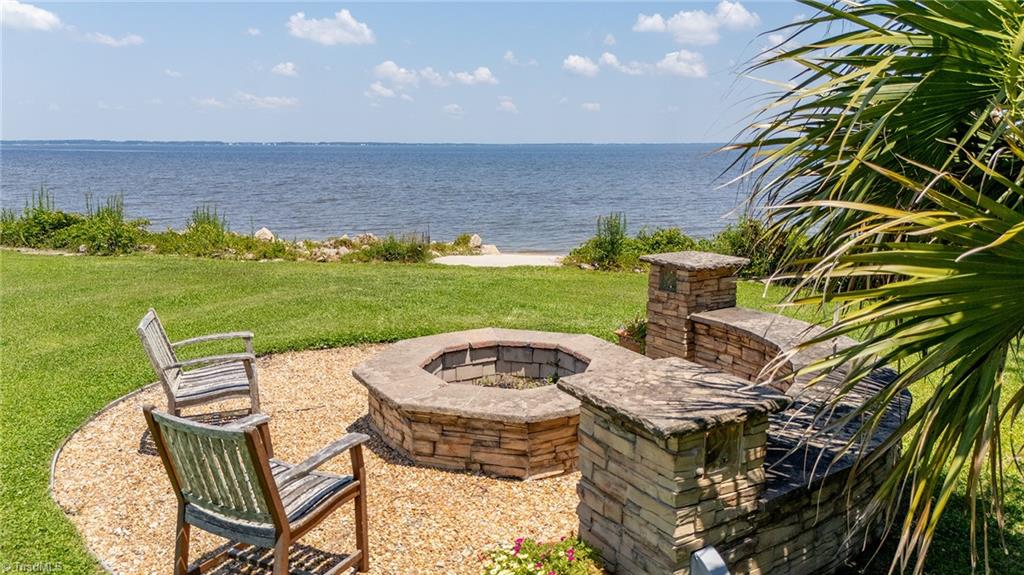 2391 Temples Point Road Property Photo 3